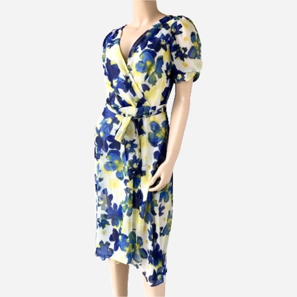 🌸New🌸 DKNY Floral Dress Short Sleeve 6 Vneck NWT - Picture 1 of 10